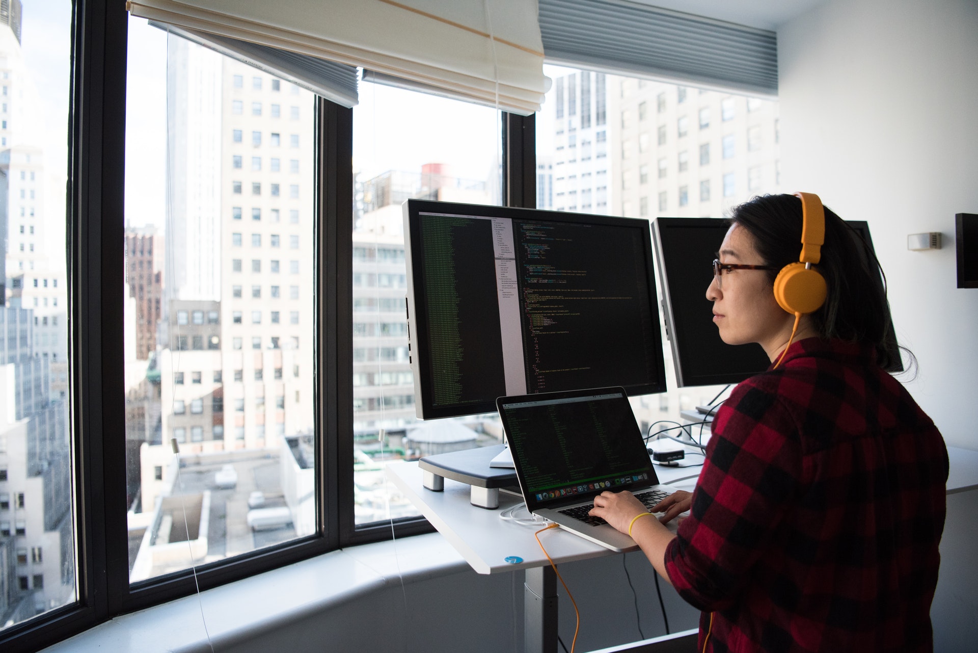 How Python Is Different From Other Programming Languages? – Altitude ...